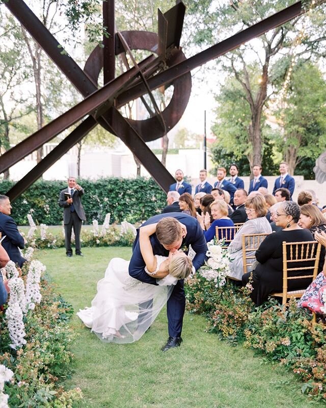 Emily &amp; Andrew's gorgeous garden wedding, featured today over on @martha_weddings
⠀⠀⠀⠀⠀⠀⠀⠀⠀
From their stunning design to the horn fanfare leading them to their club after-party, this wedding was full of beautiful, personal touches that created a